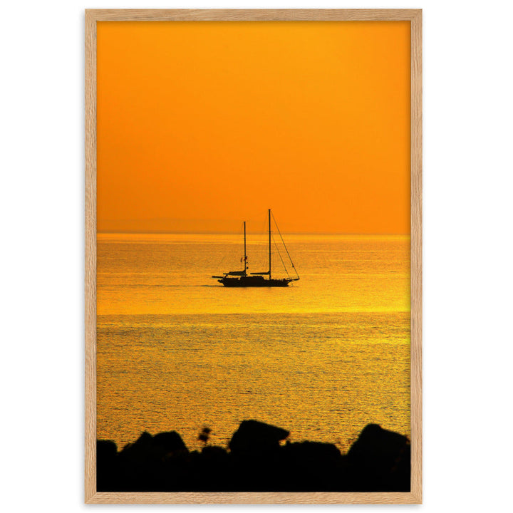 Poster mit Rahmen - a ship on golden sea Oak / 61×91 cm artlia