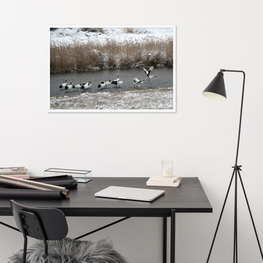 Poster mit Rahmen - Kraniche in Hantangang artlia