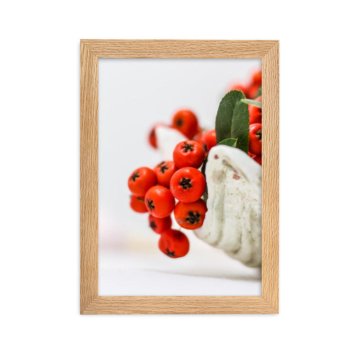 Poster mit Rahmen - Red Berries Oak / 21×30 cm artlia