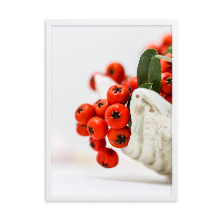 Poster mit Rahmen - Red Berries Weiß / 50×70 cm artlia