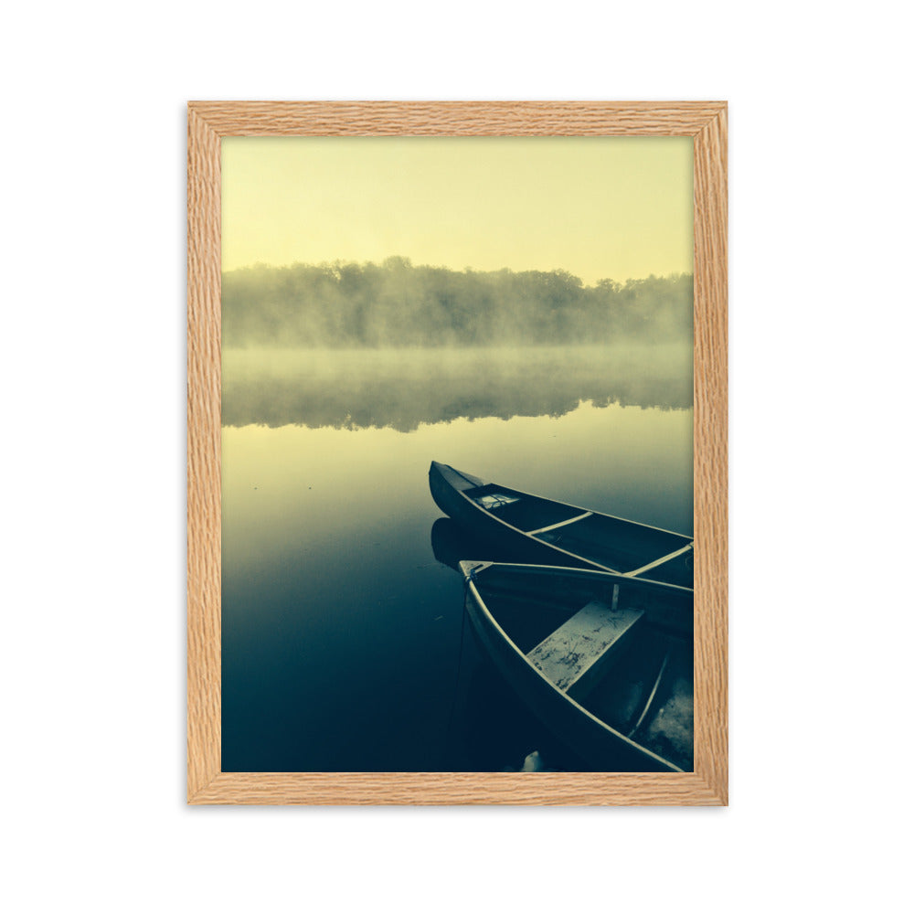 Boats in Fog - Poster im Rahmen Oak / 30×40 cm artlia