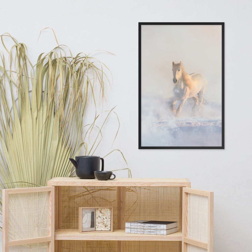 Pferd im Schnee - Poster im Rahmen artlia