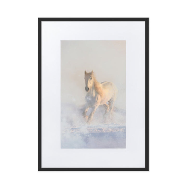 Pferd im Schnee - Poster im Rahmen mit Passepartout Schwarz / 50×70 cm artlia