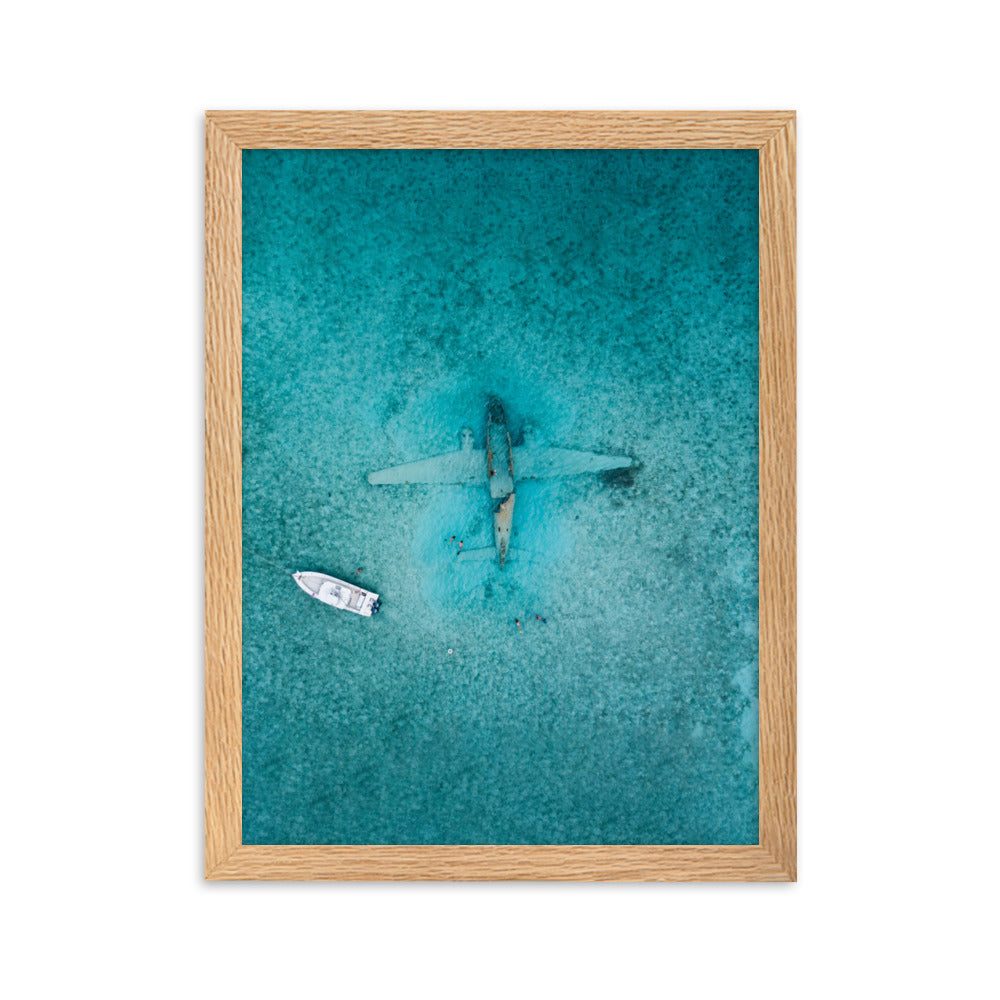 Sunken Plane - Poster im Rahmen Oak / 30×40 cm artlia
