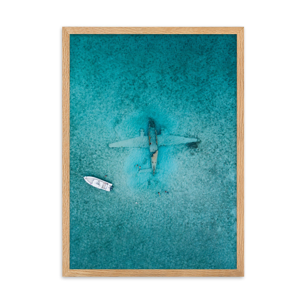 Sunken Plane - Poster im Rahmen Oak / 50×70 cm artlia
