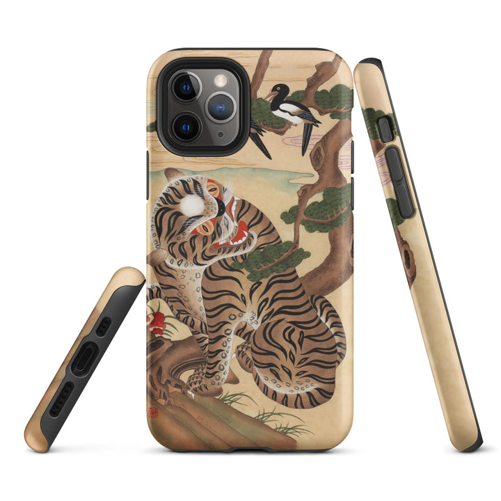 Hardcase iPhone® Handyhülle - Tiger und Elster Kuratoren von artlia iPhone 11 Pro artlia