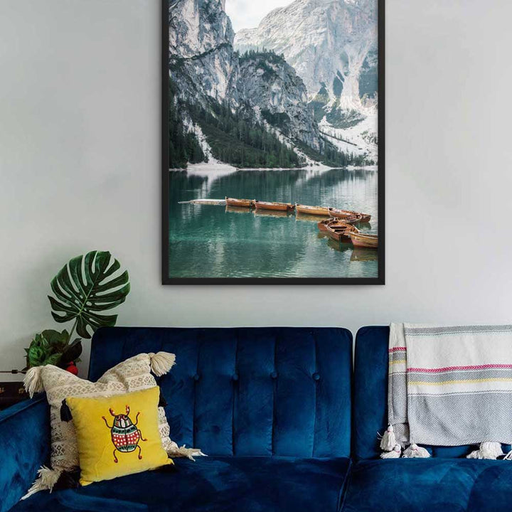 Braies lake 2 - Poster im Rahmen Kuratoren von artlia schwarz / 61x91 cm artlia