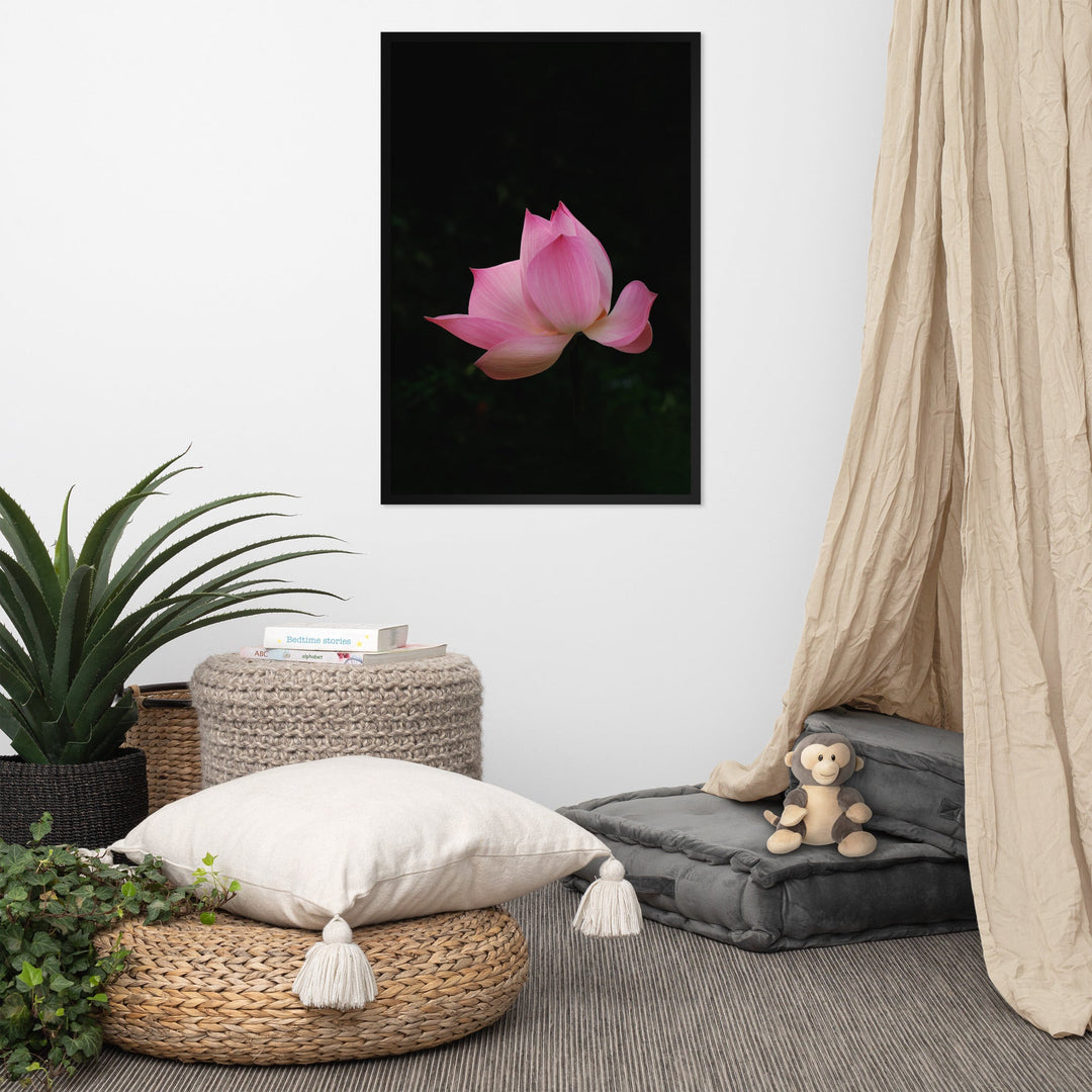 Poster mit Rahmen - Lotus Seerose Kuratoren von artlia artlia