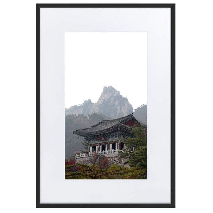 Temple in the mountain Tempel im Berg - Poster im Rahmen mit Passepartout artlia Schwarz / 61×91 cm artlia